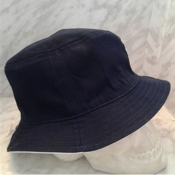 NWT Brooks Brothers Reversible Bucket Hat Cap unisex OSFM OS men's women's NEW - Picture 5 of 7